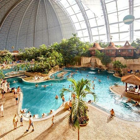 Tropical Islands Campingplatz Краусник Екстериор снимка
