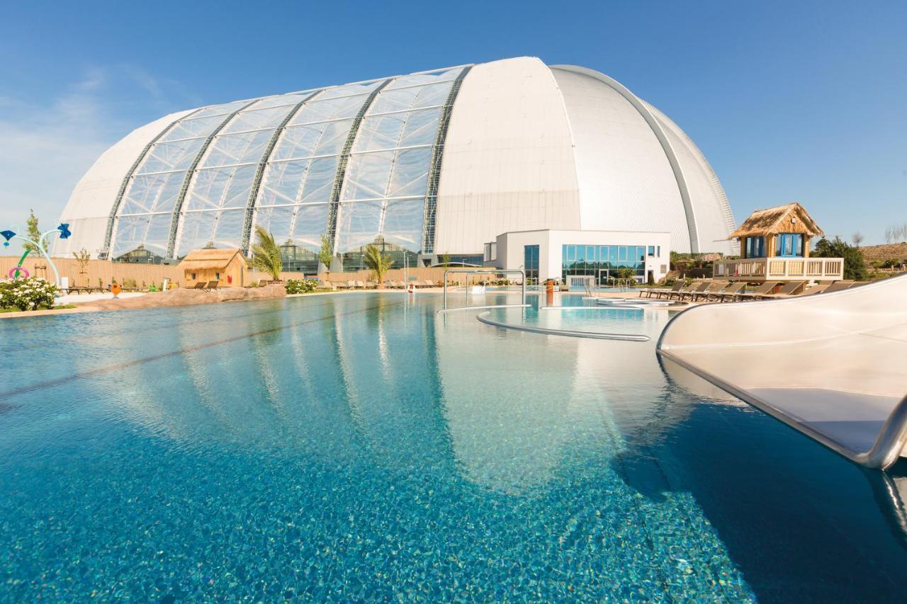 Tropical Islands Campingplatz Краусник Екстериор снимка