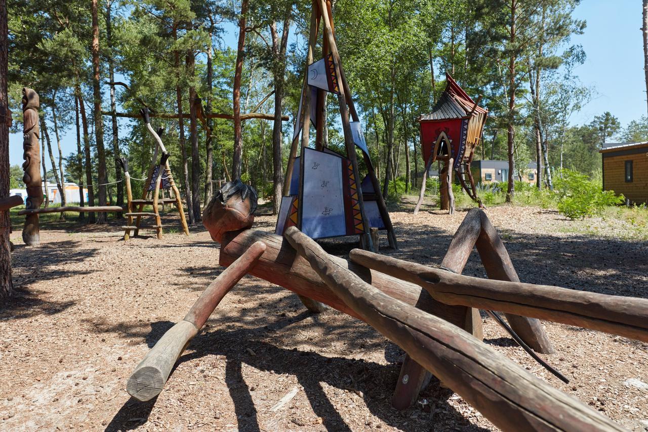 Tropical Islands Campingplatz Краусник Екстериор снимка